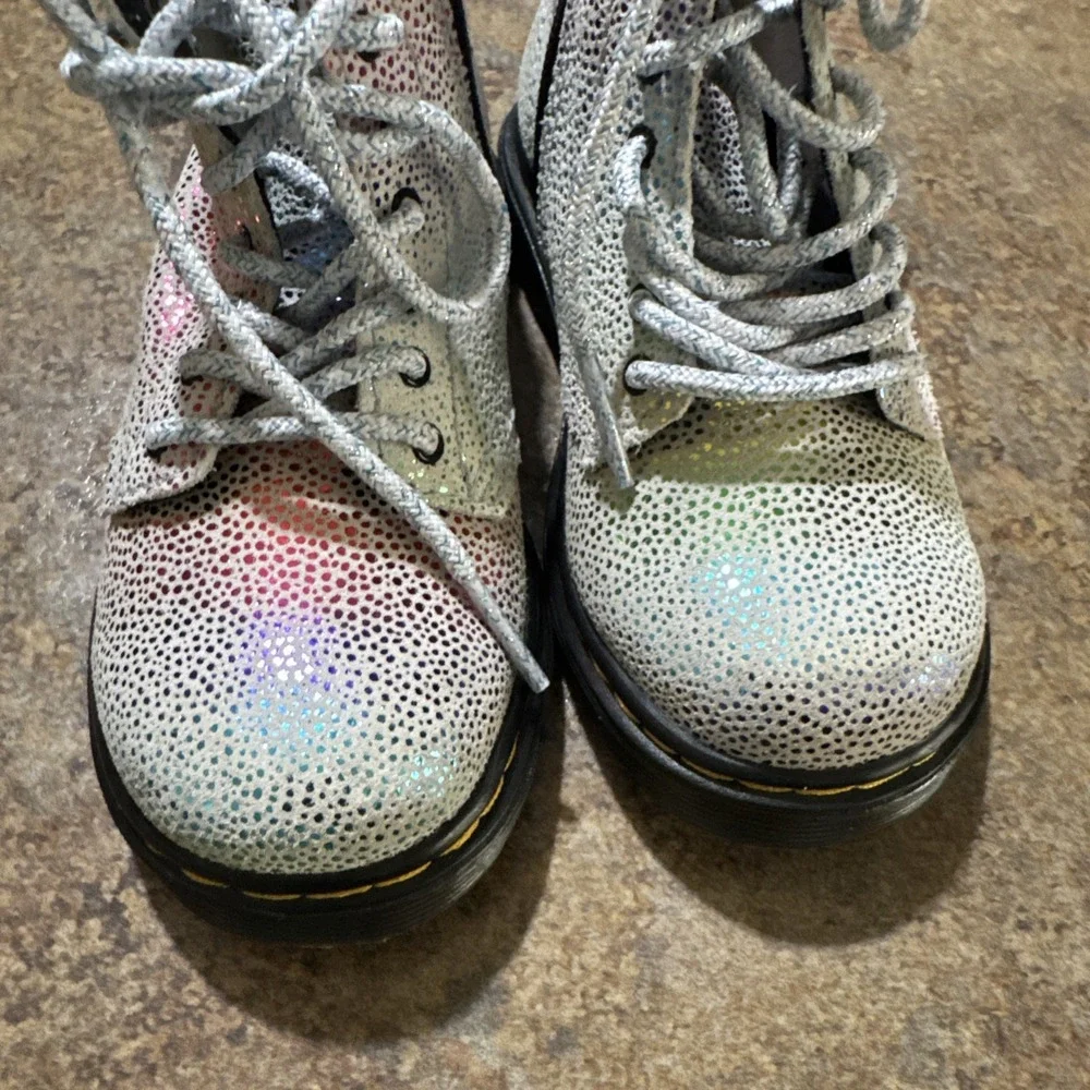 Dr. Martens Girls 1460 Rainbow Glitter Lace Up Boots Size: 8